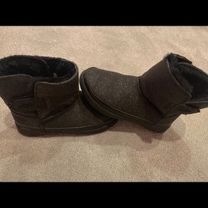 Black sparkle Uggs